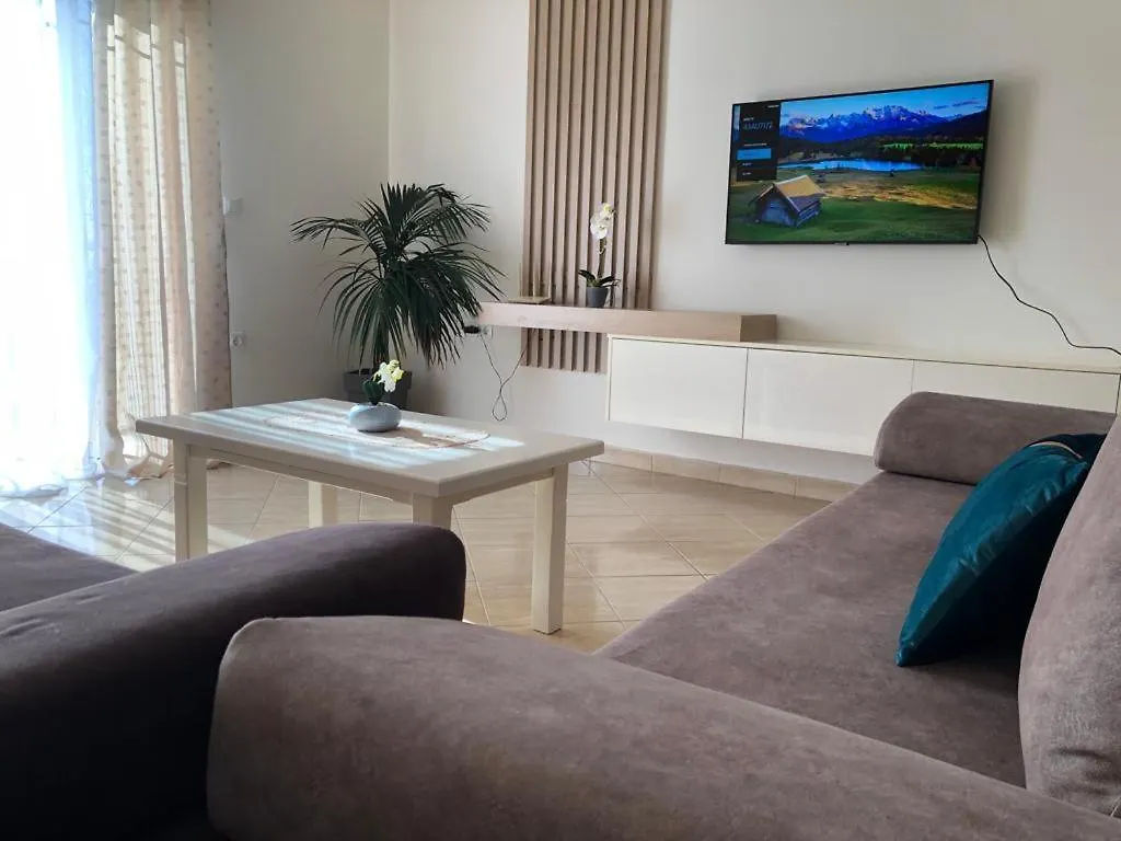 Theona Apartments Sarandë
