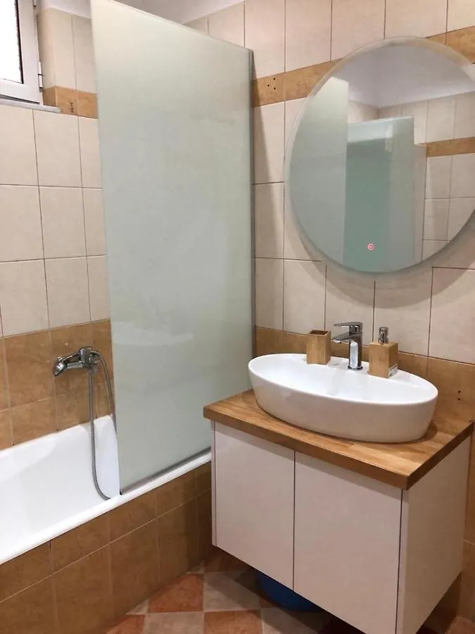 Theona Apartments Sarandë