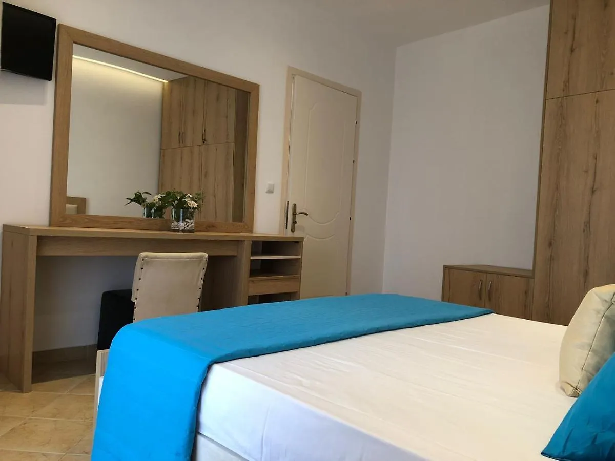 Theona Apartments Sarandë