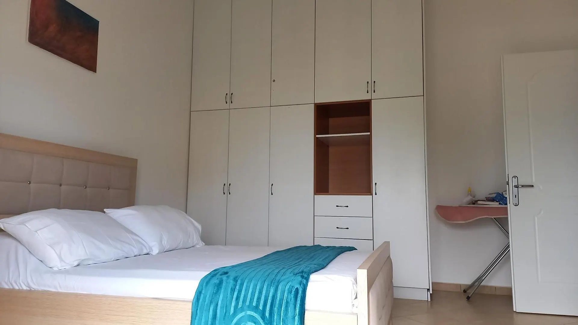 Theona Apartments Sarandë