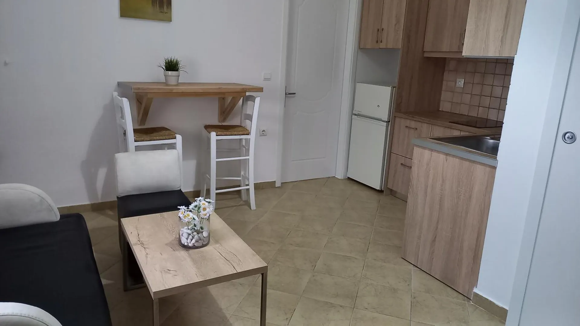 Theona Apartments Sarandë